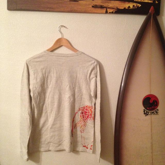 Design Tshirts Store graniph(グラニフ)のグラニフ☆きりんロンT レディースのトップス(Tシャツ(長袖/七分))の商品写真