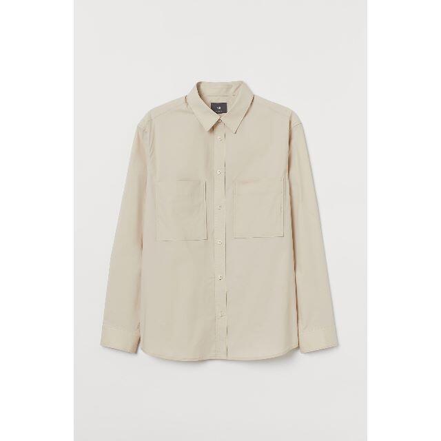 H&M(エイチアンドエム)のH&M オーバーサイズ ポケットコットンシャツ ライトベージュ メンズのトップス(シャツ)の商品写真