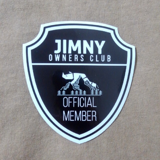 ジムニーオーナーズクラブオフィシャルステッカー！ブラック＆ホワイト 自動車/バイクの自動車(車外アクセサリ)の商品写真