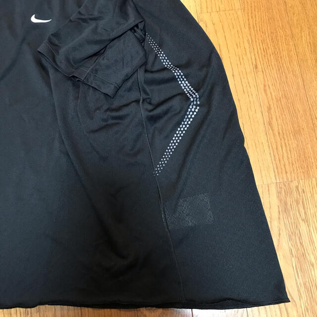 NIKE(ナイキ)のNIKE ナイキ黒Tシャツ・ドライフィットサイズL メンズのトップス(Tシャツ/カットソー(半袖/袖なし))の商品写真