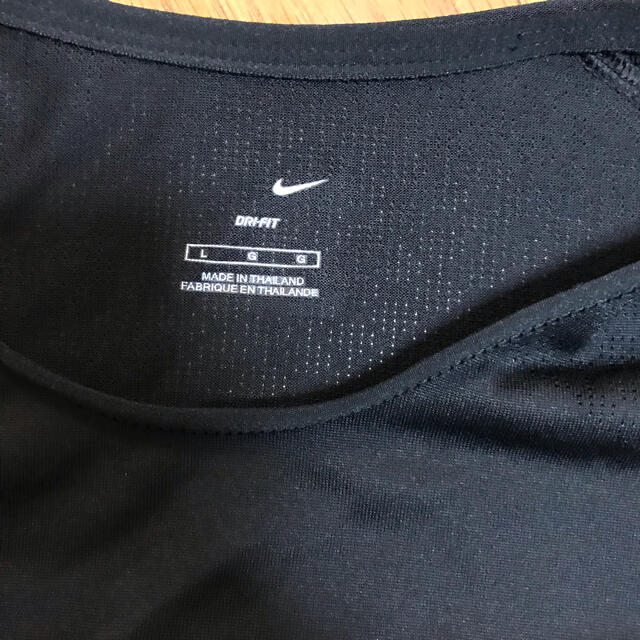 NIKE(ナイキ)のNIKE ナイキ黒Tシャツ・ドライフィットサイズL メンズのトップス(Tシャツ/カットソー(半袖/袖なし))の商品写真