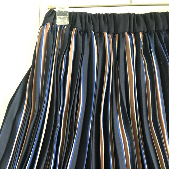 Techichi(テチチ)のテチチ　ブルーストライプスカート レディースのスカート(ひざ丈スカート)の商品写真