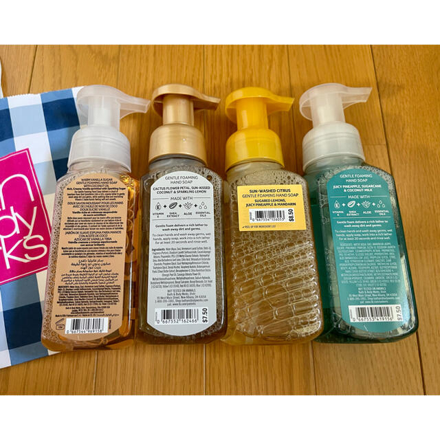 Bath & Body Works(バスアンドボディーワークス)のゆりん様専用 Bath&BodyWorks泡タイプ コスメ/美容のボディケア(ボディソープ/石鹸)の商品写真