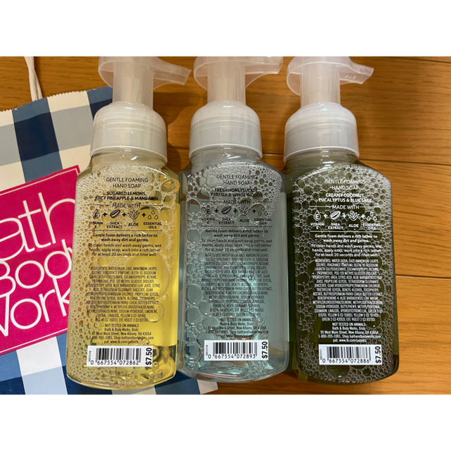 Bath & Body Works(バスアンドボディーワークス)のゆりん様専用 Bath&BodyWorks泡タイプ コスメ/美容のボディケア(ボディソープ/石鹸)の商品写真