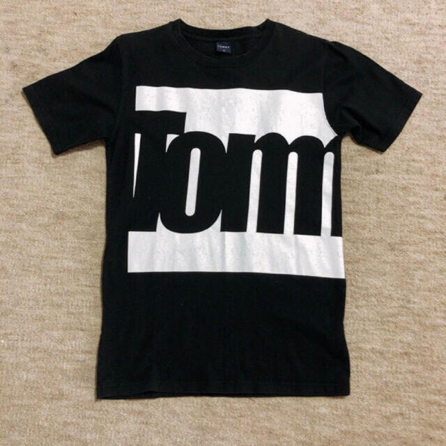 TOMMY(トミー)のトミー.Ｔシャツ黒！ メンズのトップス(Tシャツ/カットソー(半袖/袖なし))の商品写真