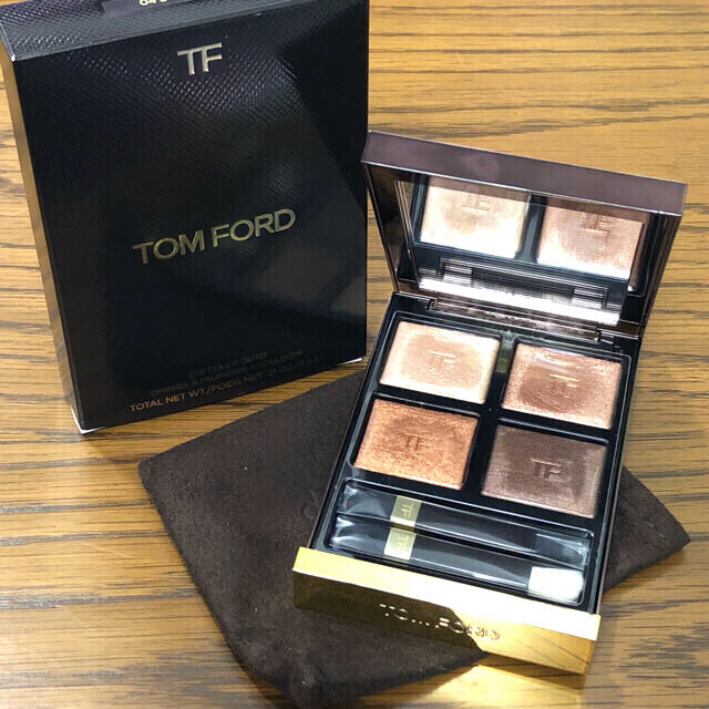 TOM FORD(トムフォード)のTOM FORD アイカラー クォード 04A コスメ/美容のベースメイク/化粧品(アイシャドウ)の商品写真