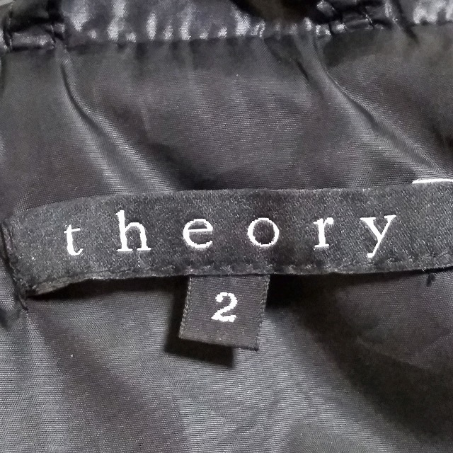 theory(セオリー)のセオリー ダウンベスト サイズ2 S 黒 冬物 レディースのジャケット/アウター(ダウンベスト)の商品写真