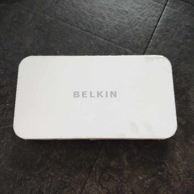 Apple(アップル)のBELKIN AV360 Mini DisplayPortコンバータ スマホ/家電/カメラのPC/タブレット(PC周辺機器)の商品写真