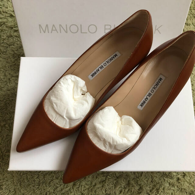 マノロブラニクMANOLO BLAHNIK BBパンプス