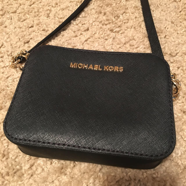 Michael Kors(マイケルコース)のRiさん専用 ☆ MICHAEL KORS ミニショルダーバック レディースのバッグ(ショルダーバッグ)の商品写真