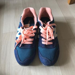 ニューバランス(New Balance)のこちらはxxさん専用になります。ニューバランス　373 23.5(スニーカー)