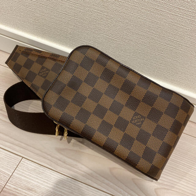 ふるさと割】 LOUIS VUITTON 美品！ ☆ルイヴィトン☆ ダミエ ジェロニモス ボディバック ボディーバッグ 