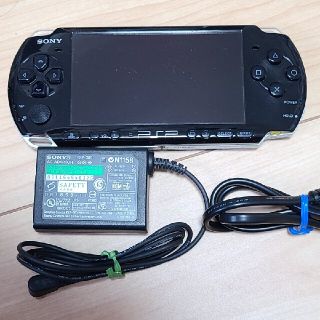 プレイステーションポータブル(PlayStation Portable)の【動作確認済+メモステ付】PSP-3000 ブラック(携帯用ゲーム機本体)