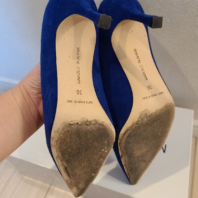 MANOLO BLAHNIK(マノロブラニク)のマノロブラニク　パンプス レディースの靴/シューズ(ハイヒール/パンプス)の商品写真