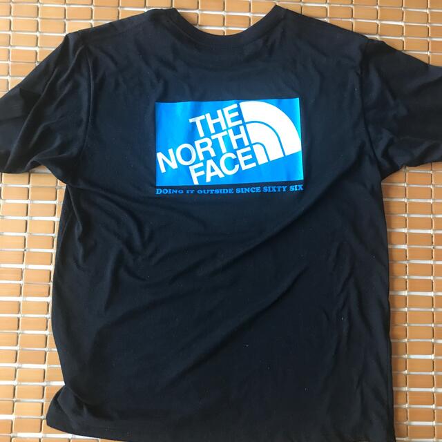 THE NORTH FACE(ザノースフェイス)の✅　ノースフェイス　Tシャツ　ブラック　XL 古着　送料込み メンズのトップス(Tシャツ/カットソー(半袖/袖なし))の商品写真