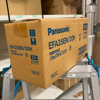 パナソニック(Panasonic)のPanasonic パルックボール プレミア EFA25EN/20H(蛍光灯/電球)