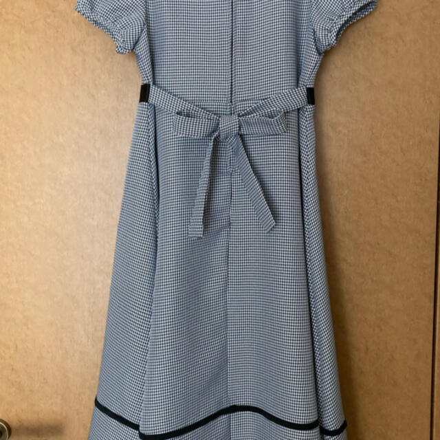 半袖ワンピース　140㎝　美品 キッズ/ベビー/マタニティのキッズ服女の子用(90cm~)(ドレス/フォーマル)の商品写真