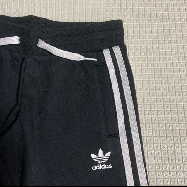 Adidas アディダス 新品 半袖 セットアップ 110 Tシャツ ショートパンツ キッズの通販 By ドンドン S Shop アディダス ならラクマ Adidas アディダス 新品 半袖 セットアップ 110 Tシャツ ショートパンツ キッズの通販 By ドンドン S Shop アディダス ならラクマ
