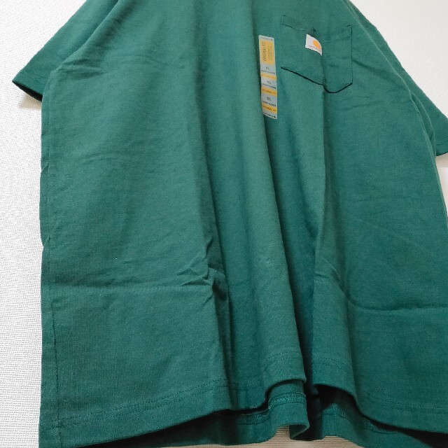 carhartt(カーハート)の新品タグ付き Carhartt ダークグリーン Tシャツ カットソー メンズXL メンズのトップス(Tシャツ/カットソー(半袖/袖なし))の商品写真