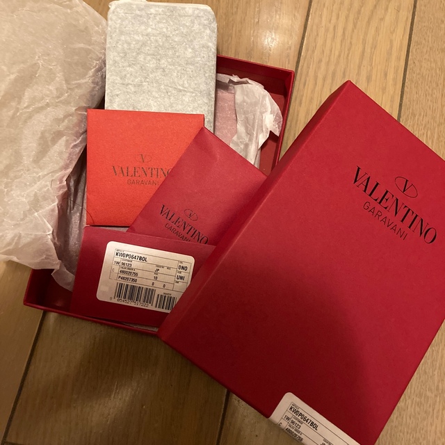 すぐの発送可能です。VALENTINO スマホケース 当社の 30%割引 vivacf.net