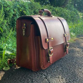 HERZ - 【HERZ】横型ランドセル・玉縫い(R-50-A) ※旧モデルの通販 by