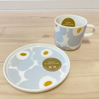 マリメッコ(marimekko)の※ 【林檎さま専用】マリメッコ　ウニッコ　アイシーグレー　マグカップ　プレート(食器)