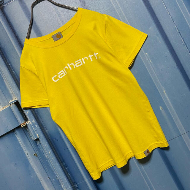 carhartt(カーハート)のカーハート Tシャツ デカロゴ フロントロゴ used vintage 古着 レディースのトップス(Tシャツ(半袖/袖なし))の商品写真