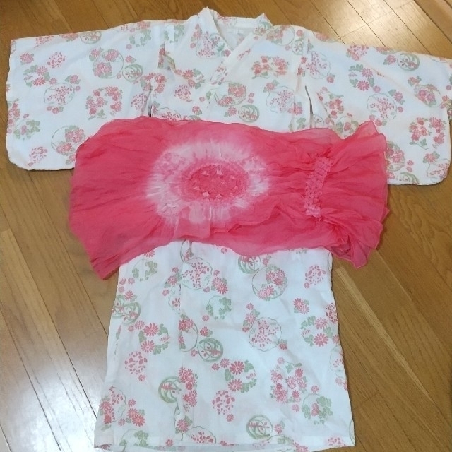 Seraph(セラフ)のseraph セラフ 浴衣 130 3点セット キッズ/ベビー/マタニティのキッズ服女の子用(90cm~)(甚平/浴衣)の商品写真