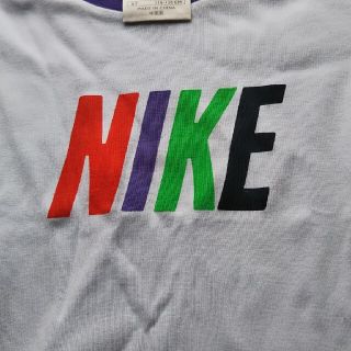 ナイキ(NIKE)のNIKE Tシャツ(Tシャツ/カットソー)