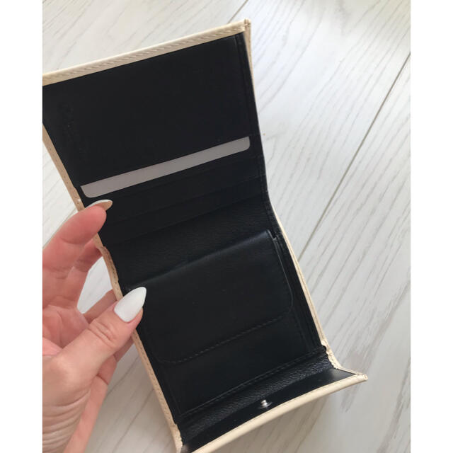 Christian Dior(クリスチャンディオール)のDior 財布二つ折り！激かわ　ＭＩ様専用！ レディースのファッション小物(財布)の商品写真
