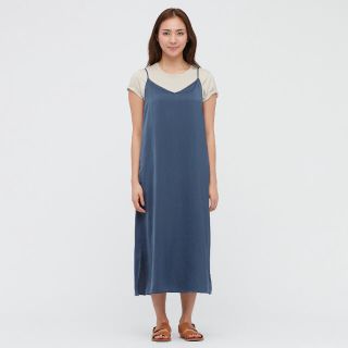 ユニクロ(UNIQLO)の【新品】キャミソールサイドスリットロングワンピース(ロングワンピース/マキシワンピース)