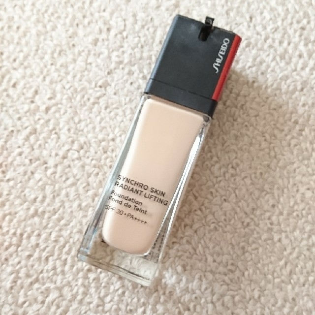 SHISEIDO シンクロスキン リキッドファンデーション 140