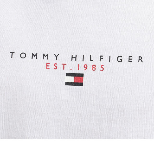 TOMMY HILFIGER(トミーヒルフィガー)の【人気完売商品】TOMMY HILFIGER オンライン限定 ロゴTシャツ レディースのトップス(Tシャツ(半袖/袖なし))の商品写真