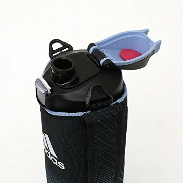 adidas(アディダス)の新品未使用 アディダス サハラ1.2L 水筒(ブルー) インテリア/住まい/日用品のキッチン/食器(弁当用品)の商品写真