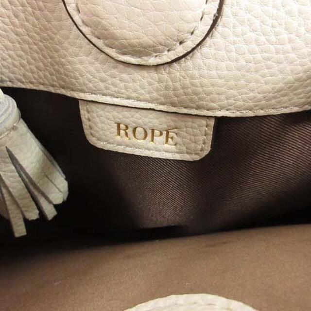 ROPE’(ロペ)のロペ ハンドバグ ショルダーストラップ 2WAY バンブーハンドル 白 レディースのバッグ(ショルダーバッグ)の商品写真