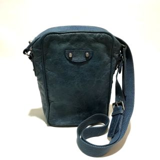 バレンシアガ(Balenciaga)のバレンシアガ  斜め掛け クラシックリポーター ユニセックス　ショルダーバッグ　(ショルダーバッグ)