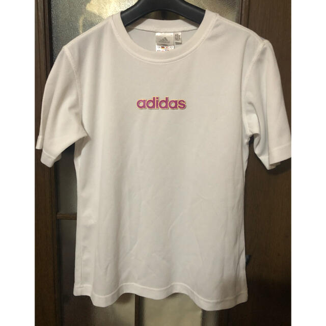 adidas(アディダス)のadidas Tシャツ M レディースのトップス(Tシャツ(半袖/袖なし))の商品写真