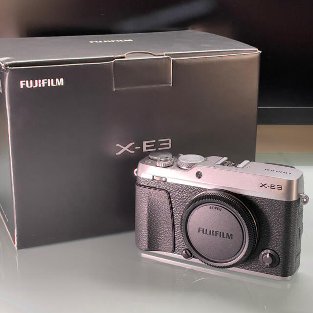 FUJIFILM X-E3 シルバー 本体（FX-E3-S）