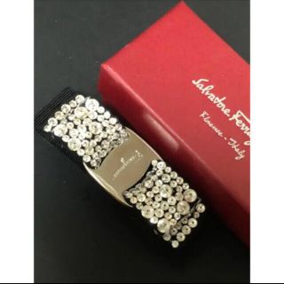 FERRAGAMO - 未使用保管品 Ferragamo フェラガモ ヴァラ FERRAGAMO - 未使用保管品 Ferragamo フェラガモ ヴァラ