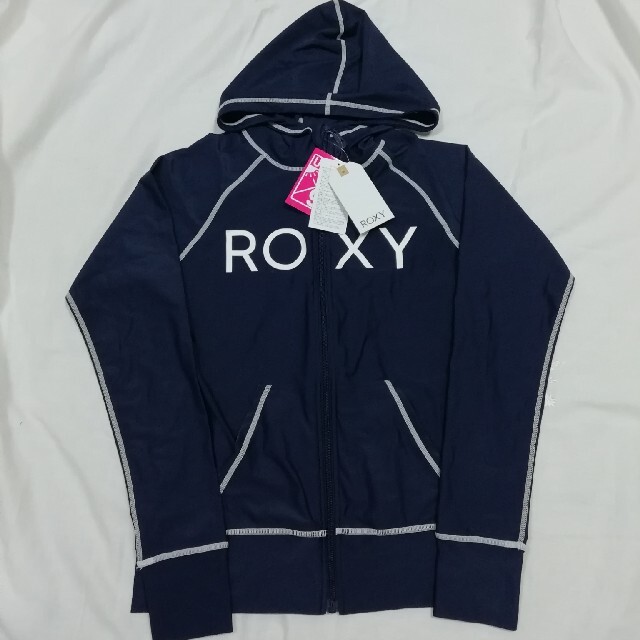 Roxy(ロキシー)の【新品未使用】ROXY　ロキシー　ラッシュガード レディースの水着/浴衣(水着)の商品写真