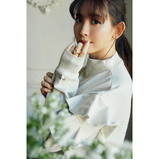 通販お得 Ruffled Cotton-Jersey Sweatshirtの通販 by おぞうにたべたい|ラクマ 特価在庫あ