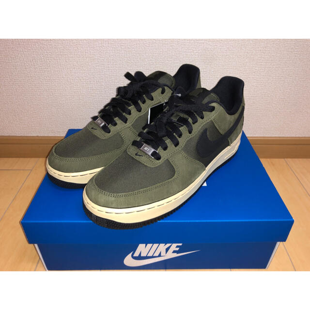 NIKE UNDEFEATED AIR FORCE 1 LOW SP靴/シューズ