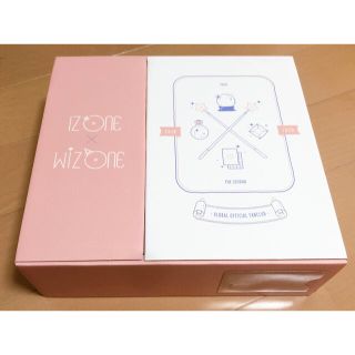 エイチケーティーフォーティーエイト(HKT48)のIZ*ONE official FC 2期 WIZ*ONE 特典 キット(アイドルグッズ)