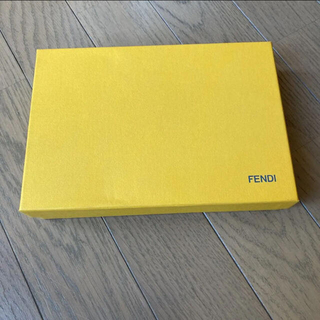 フェンディ(FENDI)の◆フェンディ FENDI 財布　空箱◆(ショップ袋)