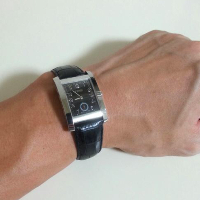 FENDI(フェンディ)のまゆ様専用  FENDI腕時計 メンズの時計(腕時計(アナログ))の商品写真