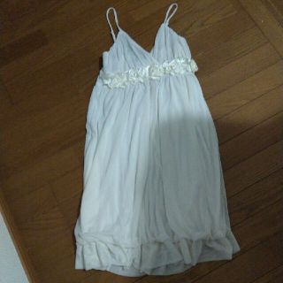 La Pafait(ひざ丈ワンピース)のフリマアイテム一覧 La Pafait(ひざ丈ワンピース)のフリマアイテム一覧