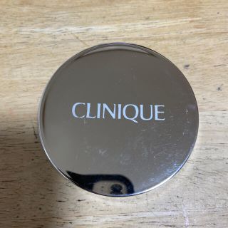 クリニーク(CLINIQUE)のクリニーク　パウダー美品！　最終お値下げ(フェイスパウダー)