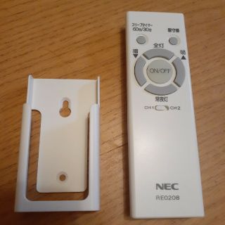 エヌイーシー(NEC)のNEC シーリングライト　リモコン　RE0208 中古　ホルダー付き(天井照明)