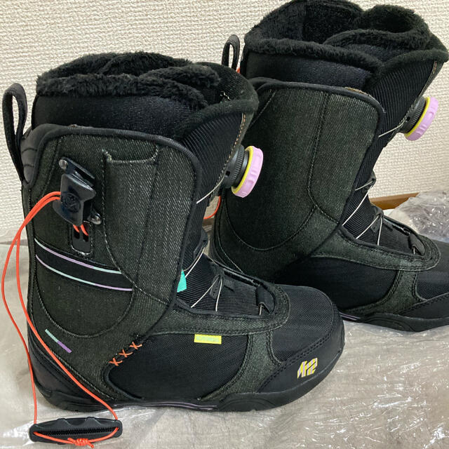 K2(ケーツー)の今☆値下げ☆スノーボード ブーツ　23cm レディース　キッズ　k2 スポーツ/アウトドアのスノーボード(ブーツ)の商品写真