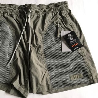 ビームス(BEAMS)の新品未使用 BEAMS別注Columbia ショートパンツ ハーフパンツ(ショートパンツ)